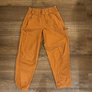 Old Navy Barrel Leg, High Waist Pulla Pant